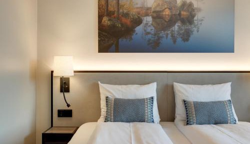 Classic Double Room with Lake view