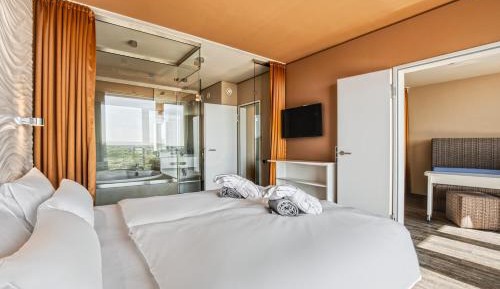 Suite seitlicher Meerblick mit Balkon