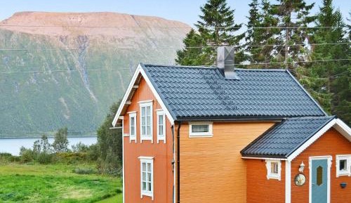 Three-Bedroom Vacation Home 