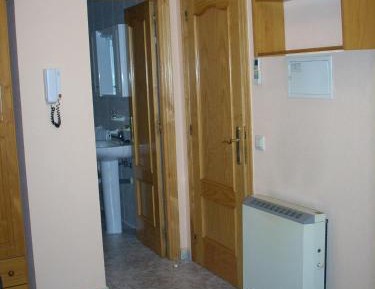 Twin Room with Private Bathroom