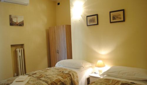 Double or Twin Room with Shared Bathroom