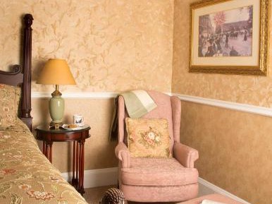 Harding Queen Room - Dog Friendly