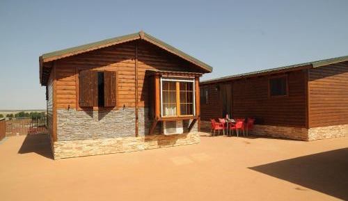One-Bedroom Bungalow