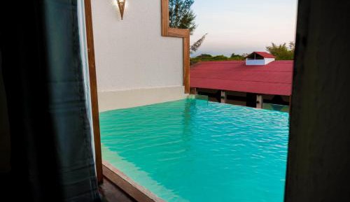 Suite with Private Pool