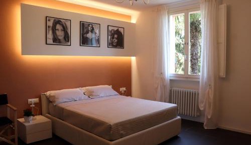 Quadruple Room with Private Bathroom