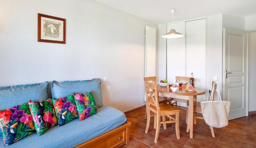 Studio with Sleeping Alcove and Terrace or Balcony (5 people)