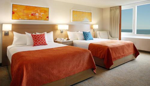 NORTH DELUXE ROOM 2 QUEEN NON-SMOKING