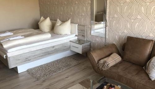 Apartment with Lake View