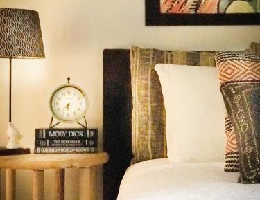 Queen Suite with Pool View