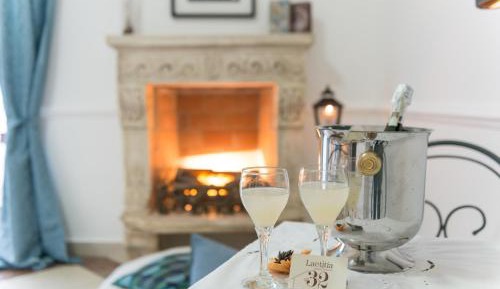 Triple Room with Shared Bathroom