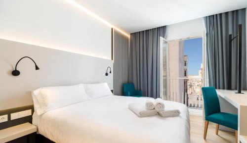 Deluxe Double Room with Balcony