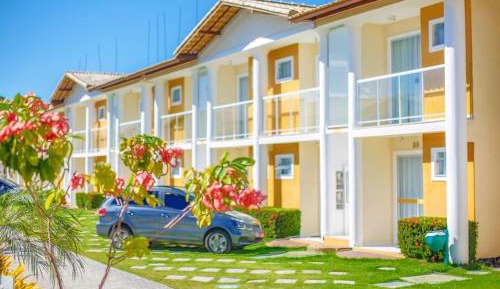 Apartment with Pool View 