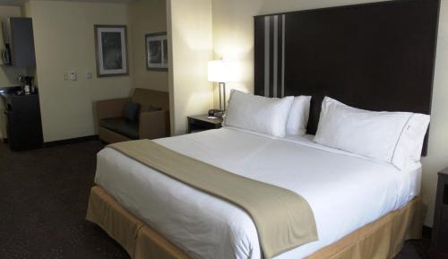 King Suite with Sofa Bed