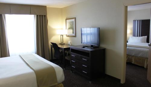 Suite with Two Beds - Non-Smoking
