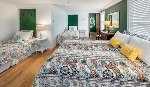 Quadruple Room - Pet Friendly with Partial Ocean View