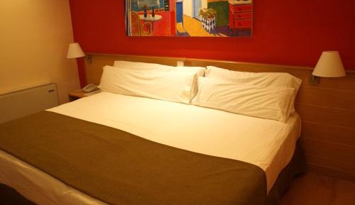 Basic Double or Twin Room