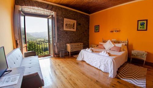 Family Room with Mountain View