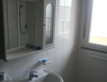 One-Bedroom Apartment (6 Adults)