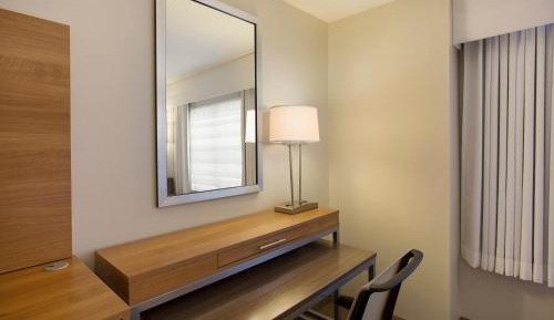 Standard Queen Room with Two Queen Beds - Communications Accessible