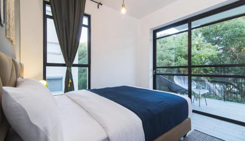 Two-Bedroom Apartment with Balcony