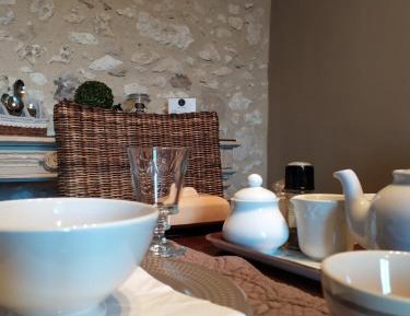 One-Bedroom Apartment (2 Adults)