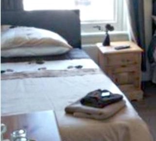 Family Room (2 Adults + 1 Child)