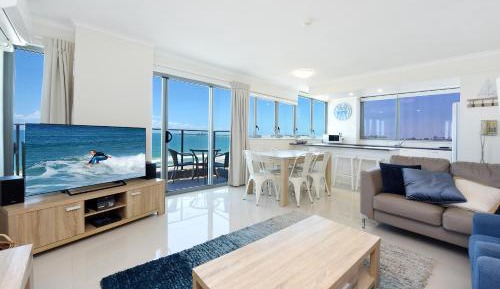 Superior One-Bedroom Apartment