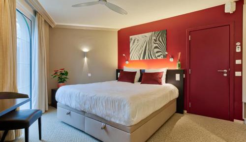 Marvelous Room with Spa Bath