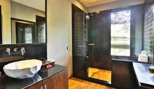 Family Two-Bedroom Suite with Pool Access