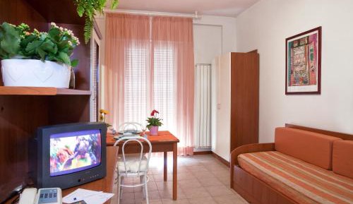 One-Bedroom Apartment (4 Adults)