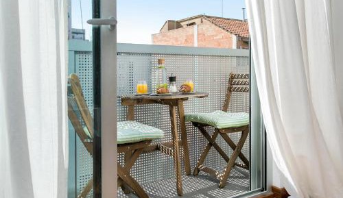 One-Bedroom Apartment with Balcony - Penthouse