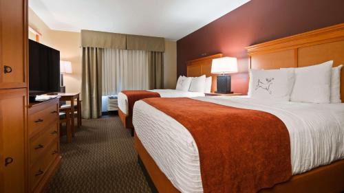 Queen Room with Two Queen Beds