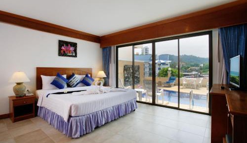 Deluxe Double Room with Pool Access