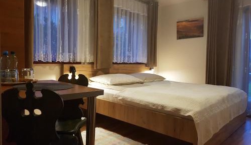 Double or Twin Room with Private Bathroom