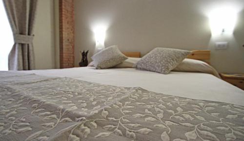 Large Double or Twin Room