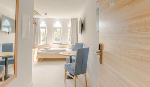 Twin Room with Bathroom