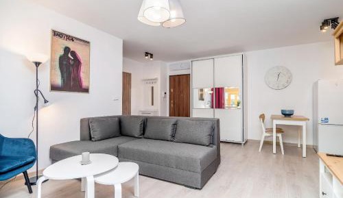 Apartment with Garden View