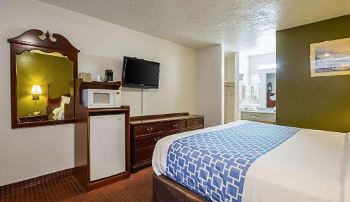 King Room - Non-Smoking