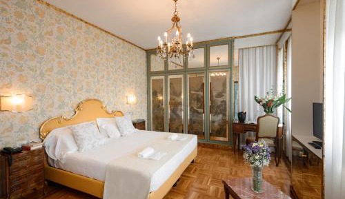 Double or Twin Room with Hot Tub