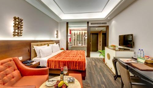 Colony Premium Double or Twin Room with with 20% discount on Ala-Carte Food, 10% discount on Beverages, 15% discount on Laundry, 15% discount on Spa