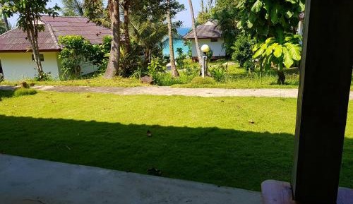 Standard Twin Room with Garden View