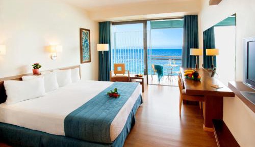 Junior Suite (2 Adults + 2 Children)