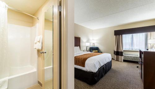 Superior King Suite - Non-Smoking