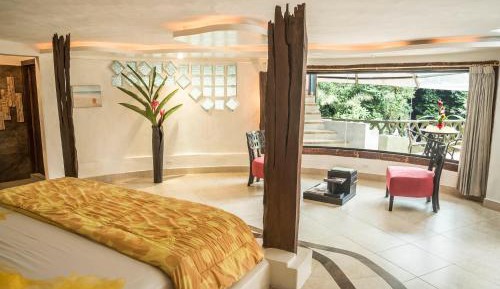 Suite with River View