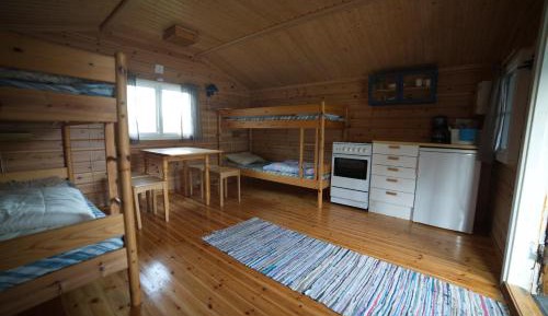 Cottage with Shared Bathroom