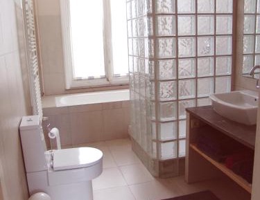 Family Room with Garden View