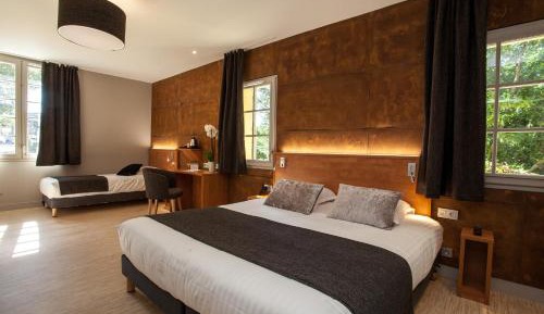 Contemporary Premium Triple Room