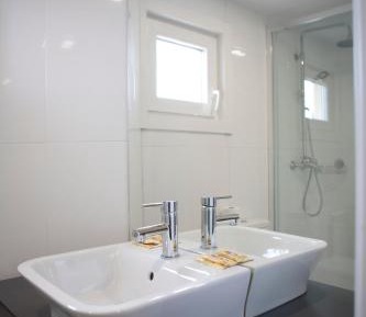 Triple Room with Bathroom