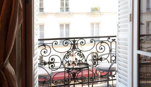 King Room with Balcony