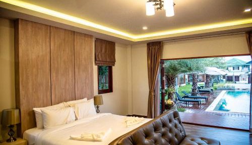 Double Room with Pool View